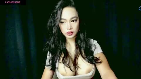 Snapshot of sexymariafoxx chatting on June 8, 2026, 11:27 pm MariaFoxx online show from June 8, 2026, 11:27 pm