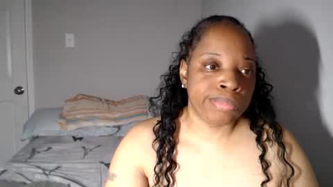 Snapshot of sexymona1218 chatting on November 3, 2025, 8:43 pm SexyMona online show from November 3, 2025, 8:43 pm