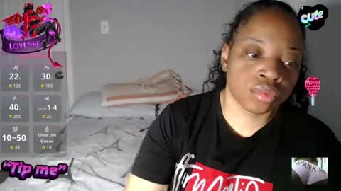 Snapshot of sexymona1218 chatting on November 12, 2025, 1:00 pm SexyMona online show from November 12, 2025, 1:00 pm