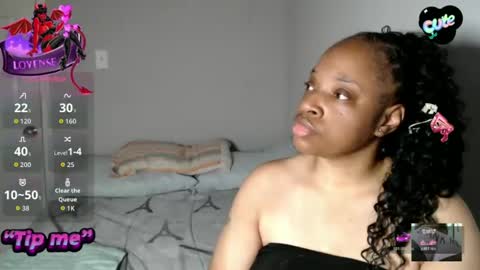 Snapshot of sexymona1218 chatting on November 23, 2025, 10:31 pm SexyMona online show from November 23, 2025, 10:31 pm