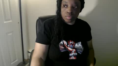 SexyMona online show from April 26, 2026, 5:49 am