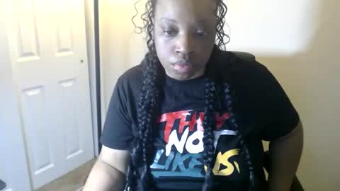 Snapshot of sexymona1218 chatting on May 5, 2026, 5:59 am SexyMona online show from May 5, 2026, 5:59 am