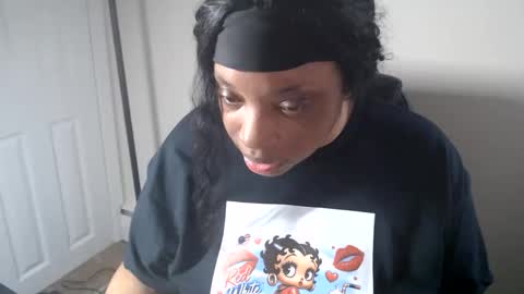 Snapshot of sexymona1218 chatting on May 25, 2026, 1:50 pm SexyMona online show from May 25, 2026, 1:50 pm