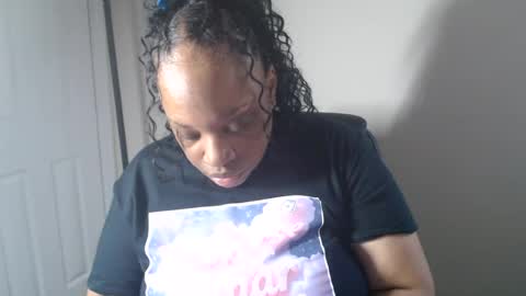 Snapshot of sexymona1218 chatting on June 14, 2026, 10:34 pm SexyMona online show from June 14, 2026, 10:34 pm