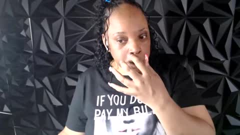 Snapshot of sexymona1218 chatting on June 21, 2026, 7:49 pm SexyMona online show from June 21, 2026, 7:49 pm