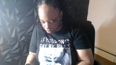 Snapshot of sexymona1218 chatting on June 24, 2026, 9:41 am SexyMona online show from June 24, 2026, 9:41 am