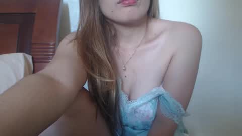 sexymye online show from February 13, 2025, 5:48 am