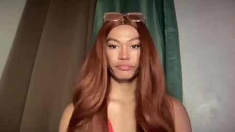Snapshot of sexynakedweapon chatting on May 17, 2026, 3:52 pm LIEZEL online show from May 17, 2026, 3:52 pm