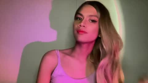Snapshot of sexynakedweapon chatting on June 15, 2026, 3:58 pm LIEZEL online show from June 15, 2026, 3:58 pm