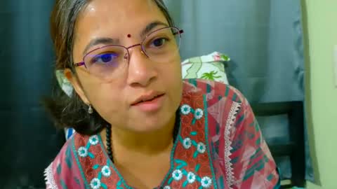Snapshot of sexyniharika chatting on October 1, 2025, 3:01 am Niharika online show from October 1, 2025, 3:01 am