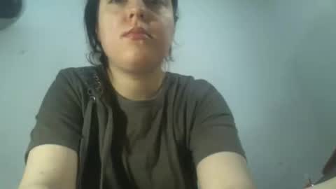 Snapshot of sexynyu18 chatting on November 23, 2025, 9:42 am Alex online show from November 23, 2025, 9:42 am