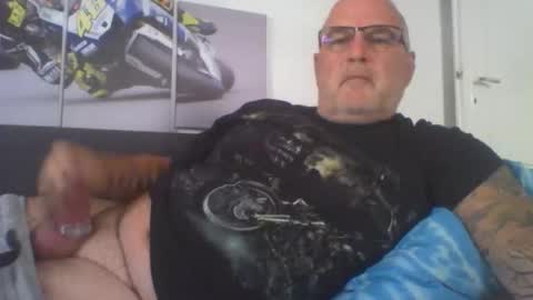 sexypaa online show from October 19, 2025, 1:01 pm