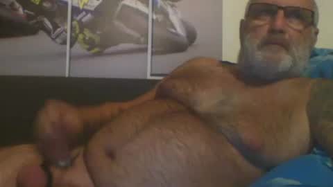 sexypaa online show from November 21, 2025, 9:35 pm