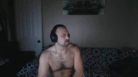 sexypeople4204u online show from December 8, 2024, 8:04 pm