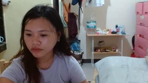 Snapshot of sexyreesebunny chatting on April 1, 2026, 2:25 pm Reese online show from April 1, 2026, 2:25 pm