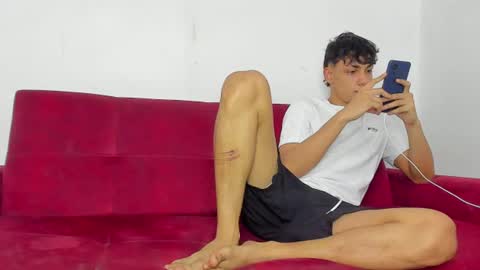 Snapshot of sexys_boys18 chatting on July 15, 2026, 7:30 pm MATIAS-18 THIAHO -18 MAX-19 NICOKALY-19 CAIN-19 MOD ESTEBAN online show from July 15, 2026, 7:30 pm