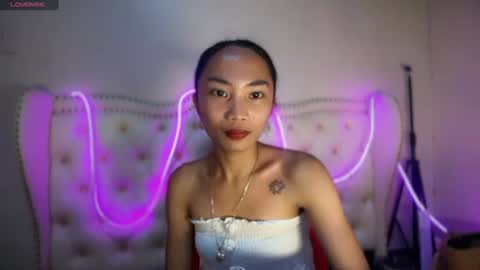 sexyshinixx online show from August 4, 2026, 3:36 pm