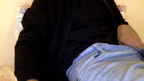 sexyshubham1 online show from November 10, 2025, 3:49 am