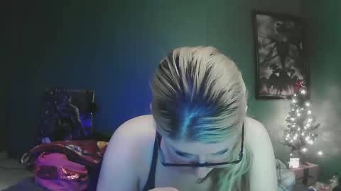 Snapshot of sexystripper69 chatting on January 13, 2025, 1:13 am sexystripper69 online show from January 13, 2025, 1:13 am