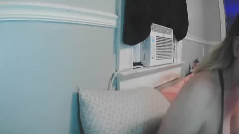 sexystripper69 online show from August 5, 2026, 12:46 am