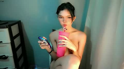 Snapshot of sexytight_tanya chatting on November 5, 2025, 9:48 pm sexytight_tanya online show from November 5, 2025, 9:48 pm