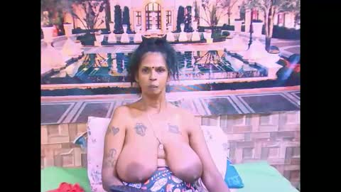 Snapshot of sexyva4u2luv chatting on September 13, 2025, 9:14 pm sexyva4u2luv online show from September 13, 2025, 9:14 pm