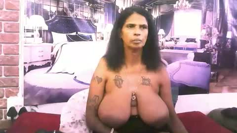 Snapshot of sexyva4u2luv chatting on November 28, 2025, 8:00 pm sexyva4u2luv online show from November 28, 2025, 8:00 pm