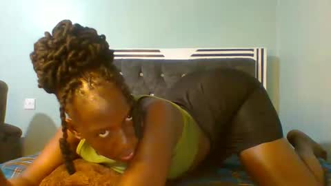 Snapshot of sexyvivy chatting on March 1, 2025, 8:42 pm VIVIAN online show from March 1, 2025, 8:42 pm