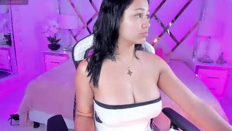 Snapshot of sexyy_kitty18 chatting on June 16, 2026, 7:16 pm KATY online show from June 16, 2026, 7:16 pm