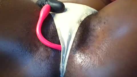 Snapshot of sexyy_pussy4147 chatting on July 17, 2026, 6:09 am sexyy_pussy4147 online show from July 17, 2026, 6:09 am