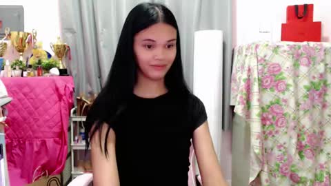 Snapshot of sexyzendaya_69 chatting on March 28, 2026, 4:17 pm Zendaya online show from March 28, 2026, 4:17 pm