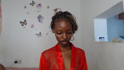 sexyzuriel online show from April 7, 2026, 10:37 am