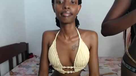 sexyzuriel online show from April 26, 2026, 11:30 am