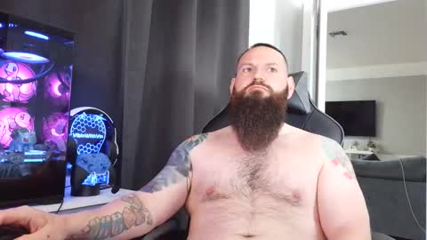 Snapshot of sflmarriedguy chatting on April 25, 2026, 1:03 pm SouthFloridaStr8guy online show from April 25, 2026, 1:03 pm
