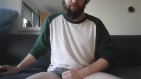 Snapshot of sg556 chatting on January 17, 2025, 12:52 pm Gee online show from January 17, 2025, 12:52 pm