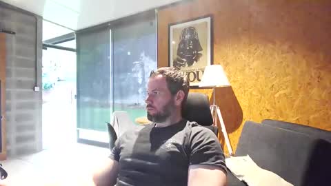 shad0w_hunter online show from October 8, 2025, 8:17 pm