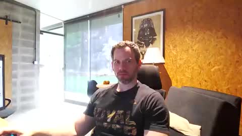 Snapshot of shad0w_hunter chatting on April 14, 2026, 1:17 pm shad0w_hunter online show from April 14, 2026, 1:17 pm