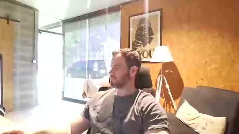 Snapshot of shad0w_hunter chatting on May 5, 2026, 1:41 pm shad0w_hunter online show from May 5, 2026, 1:41 pm