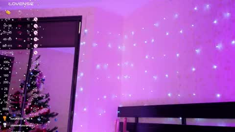 Snapshot of shadowlaceeee chatting on December 16, 2025, 2:22 pm Lisa3 online show from December 16, 2025, 2:22 pm