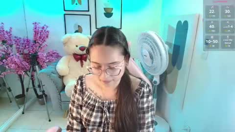 Snapshot of shady_bug chatting on May 28, 2026, 7:55 pm Shady online show from May 28, 2026, 7:55 pm