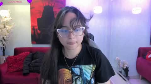 Snapshot of shady_bug chatting on June 2, 2026, 8:11 pm Shady online show from June 2, 2026, 8:11 pm