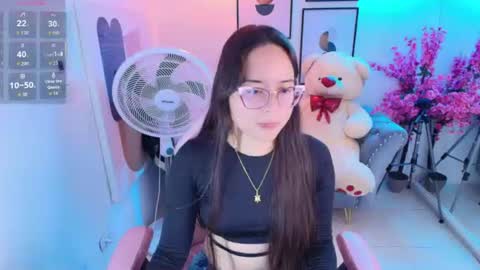 Snapshot of shady_bug chatting on June 11, 2026, 8:07 pm Shady online show from June 11, 2026, 8:07 pm