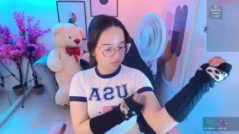 Snapshot of shady_bug chatting on June 12, 2026, 12:59 pm Shady online show from June 12, 2026, 12:59 pm