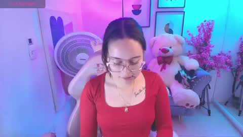 Snapshot of shady_bug chatting on July 1, 2026, 7:46 pm Shady online show from July 1, 2026, 7:46 pm