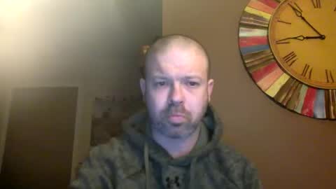 Snapshot of shadyyyyyy7 chatting on January 3, 2025, 2:43 am Shady online show from January 3, 2025, 2:43 am