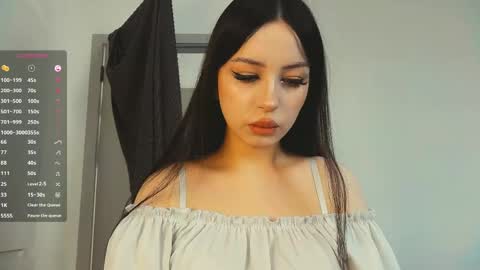 Snapshot of shaecatalina chatting on June 4, 2026, 7:47 am shaecatalina online show from June 4, 2026, 7:47 am