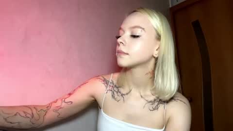 Snapshot of shakianitti chatting on August 8, 2026, 3:47 pm Nitti online show from August 8, 2026, 3:47 pm