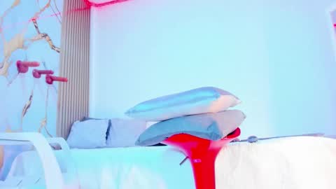 shalomexotic online show from October 24, 2025, 12:12 pm