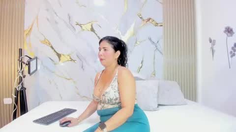 Snapshot of shalomexotic chatting on July 17, 2026, 12:01 pm shalomexotic online show from July 17, 2026, 12:01 pm