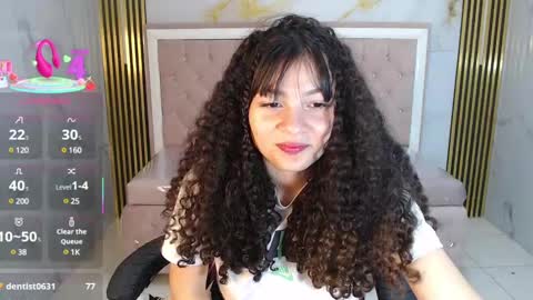 Snapshot of shalon_diaz_sub chatting on February 22, 2025, 4:40 pm Shalon online show from February 22, 2025, 4:40 pm